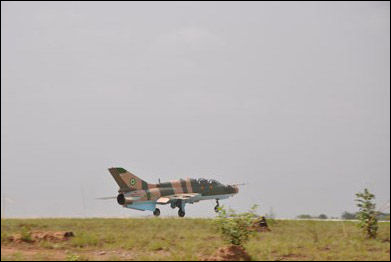 �Y�ψD���������������Ě�7�𶷙C