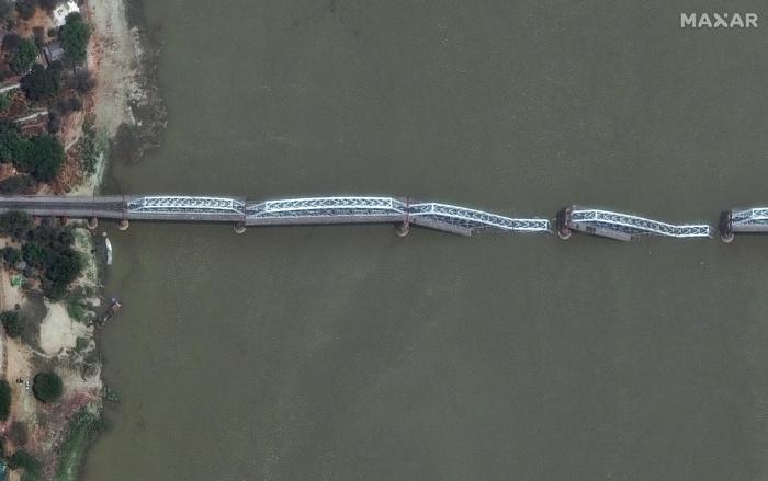 衛星圖顯示緬甸強震破壞力