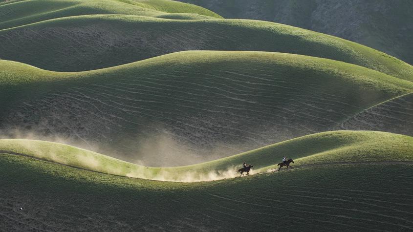 新疆伊犁喀拉峻人體草原獨特風(fēng)景