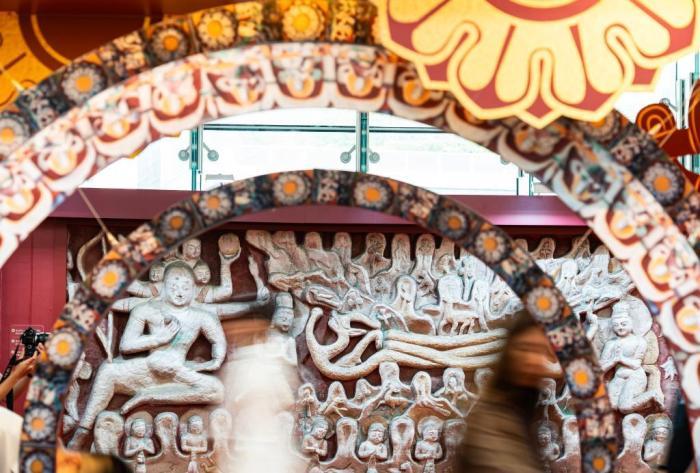 來！在香港“遇見云岡”