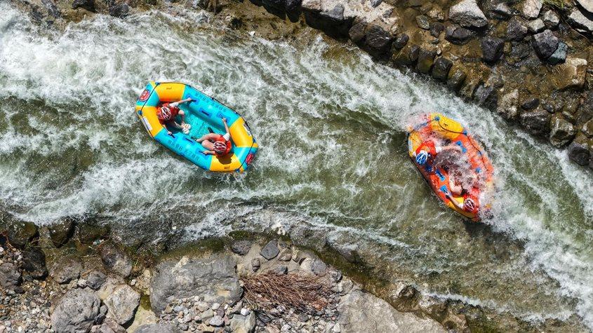 國內2000余選手朝天吼上演“浪尖爭鋒”