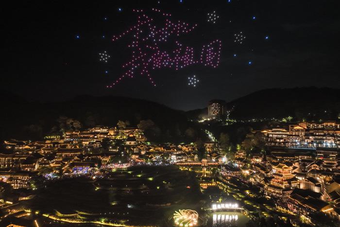 “烏江煙火大會”燃動國慶中秋假期夜經濟