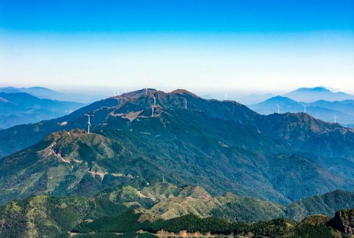 廣西羅城：風力發(fā)電繪就壯美生態(tài)畫卷