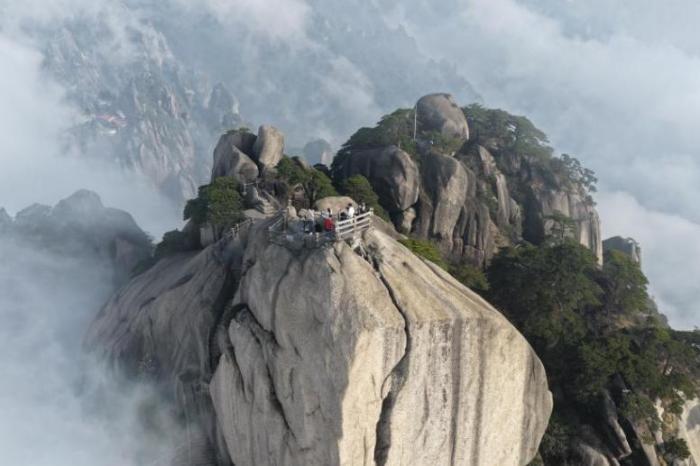 黃山天都峰恢復開放