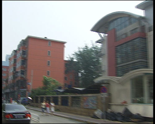 �D3���A��Έ@21̖�ǣ����׺��Ƕ�����P���С��У�@��Ǿ��x��С�����һ���Ƿ������@���Ƿ���Ȼ���ǌW�^��