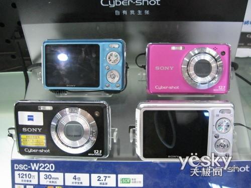 ���Õr�п�Ƭ�C ����W220��2G���H1440Ԫ