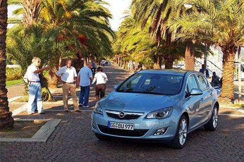 �PԽHRVԭ�� ԇ�{�W��ȫ��Astra 1.4T ��܇֮��