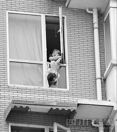 �����ߌ�2�qŮ������8�Ǵ��ⰸ�����_��