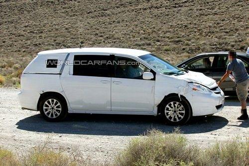 ��12�°l�� 2011���S��Siennaՙ���ع� ��܇֮��