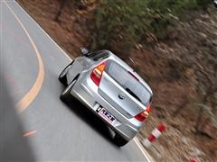 汽車之家 北京現(xiàn)代 現(xiàn)代i30 09款 2.0 手動(dòng)尊享型