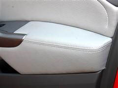 ��܇֮�� ͨ�Äe�� Ӣ�� 2010�� 1.6mt gl