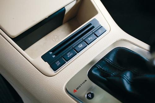 ���m���ء�����ԇ�{�����T�՚WƷ��SUV