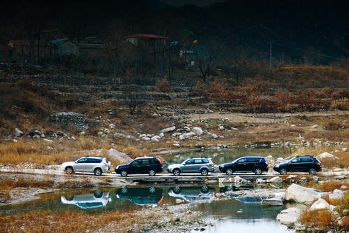 ���m���ء�����ԇ�{�����T�՚WƷ��SUV