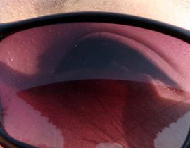 �����@������ο͎���ī�R���ړ���Ŀ��ꖹ⣬���RƬ�������п��Ї��^���e��һ��Ȥζ��