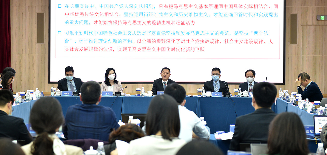 中國推動綠色低碳高質(zhì)量發(fā)展 歐企堅定在華投資信心<p>    生態(tài)環(huán)境部與歐在華跨國企業(yè)高層圓桌會向外界傳遞出中國推動綠色低碳高質(zhì)量發(fā)展的決心，提振外資企業(yè)在華投資的信心，進(jìn)一步深化生態(tài)環(huán)境領(lǐng)域合作，共同推進(jìn)美麗中國建設(shè)。<p>